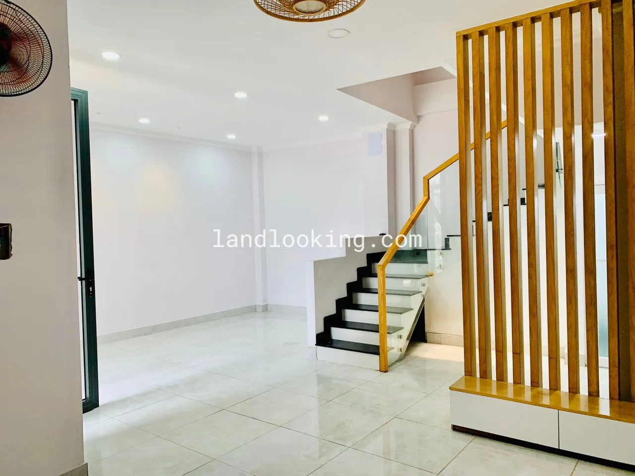 69/1/50 - Nguyễn Gia Trí, Phường 13, Quận Bình Thạnh - ảnh 1